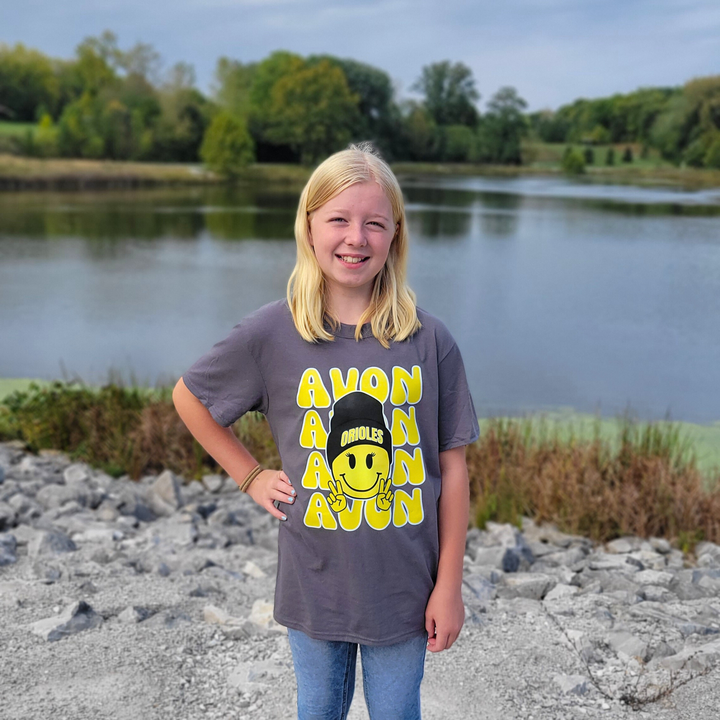 Avon Smiley Tee, Youth (w/ lashes)