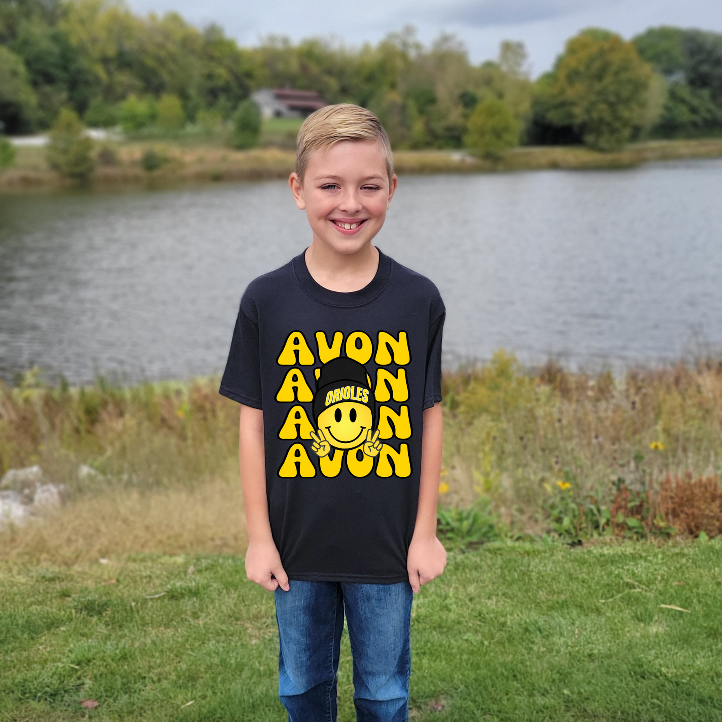 Avon Smiley Tee, Youth (no lashes)